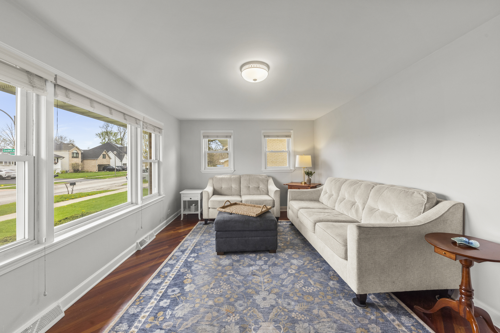 597 N West Avenue, Elmhurst, IL 60126