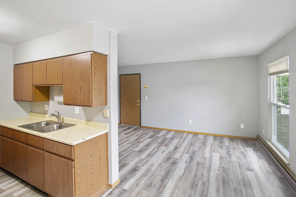 405 E Reed Street #9, Braidwood, IL 60408