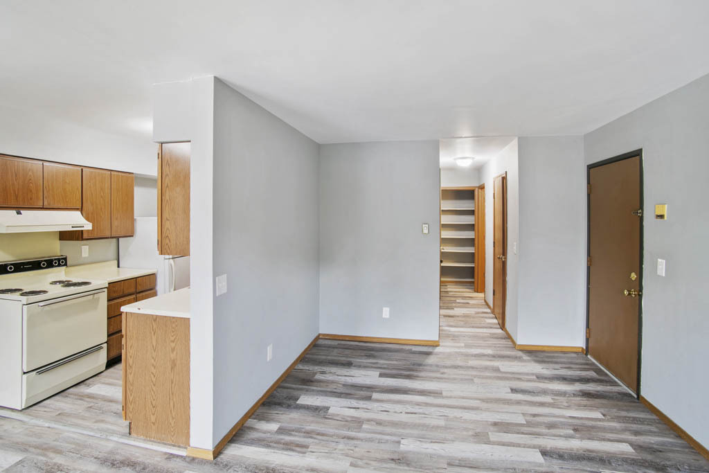 405 E Reed Street #9, Braidwood, IL 60408