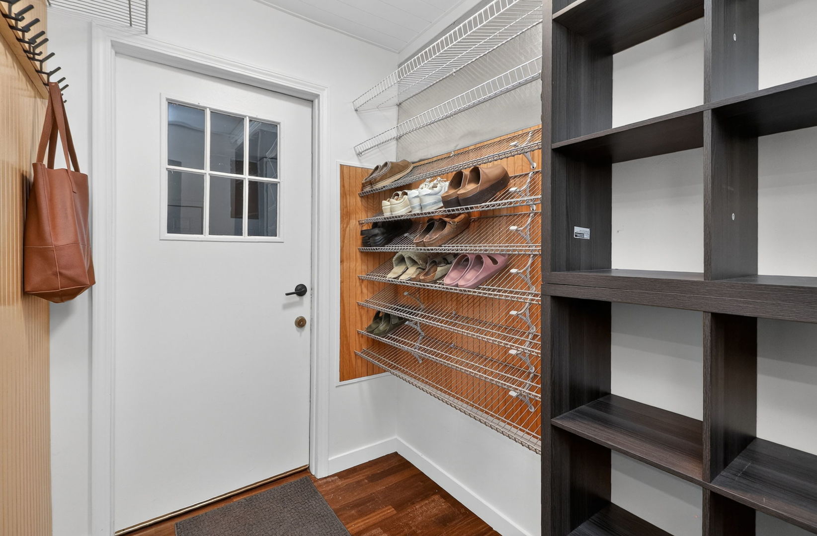 700 E Turner Avenue, Roselle, IL 60172