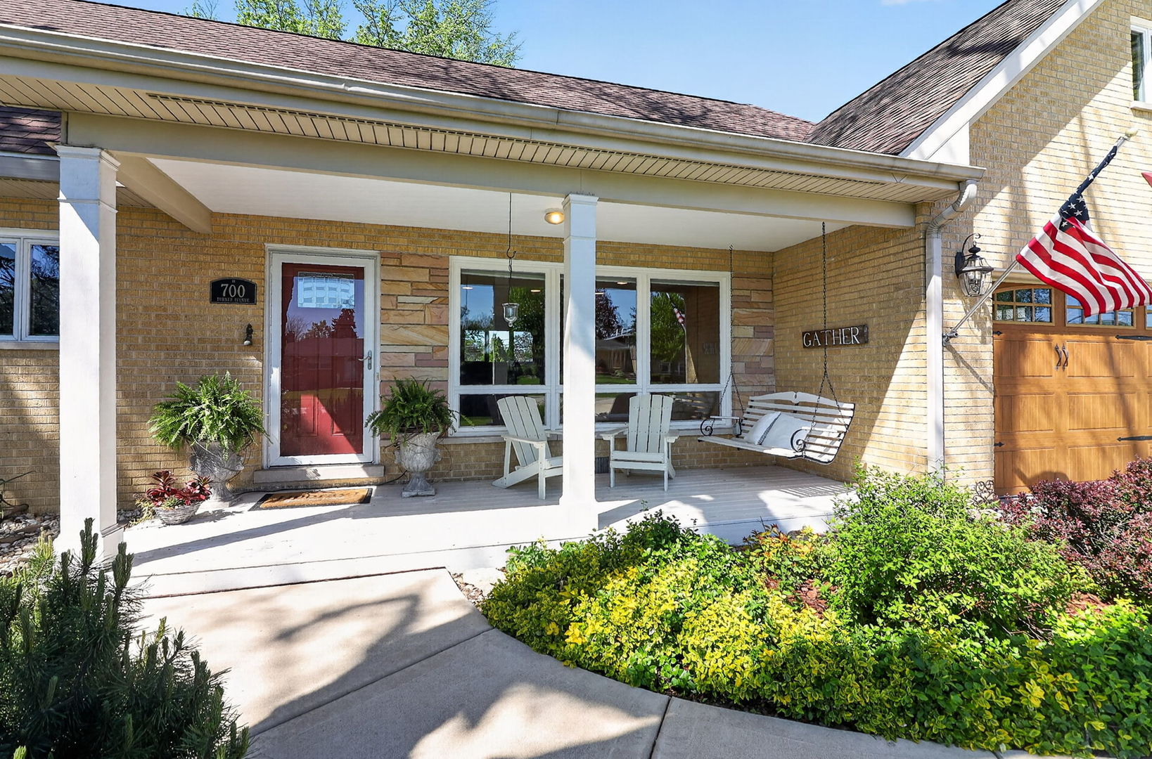 700 E Turner Avenue, Roselle, IL 60172