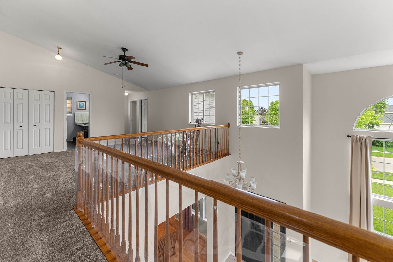 5370 Chancery Way, Lake In The Hills, IL 60156