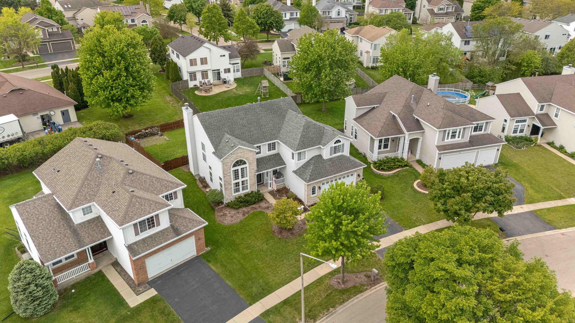 5370 Chancery Way, Lake In The Hills, IL 60156