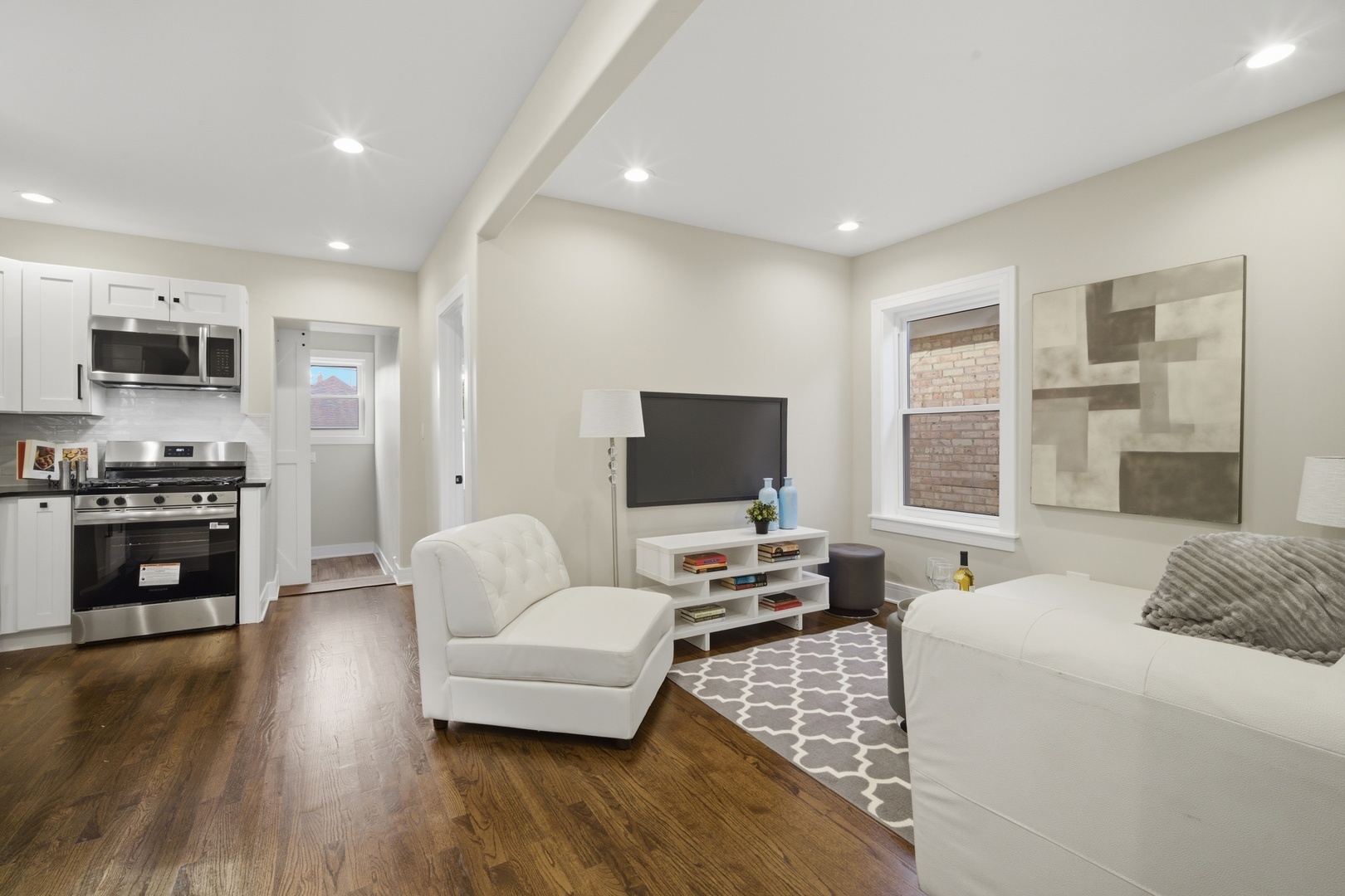 533 E 88 Place, Chicago, IL 60619