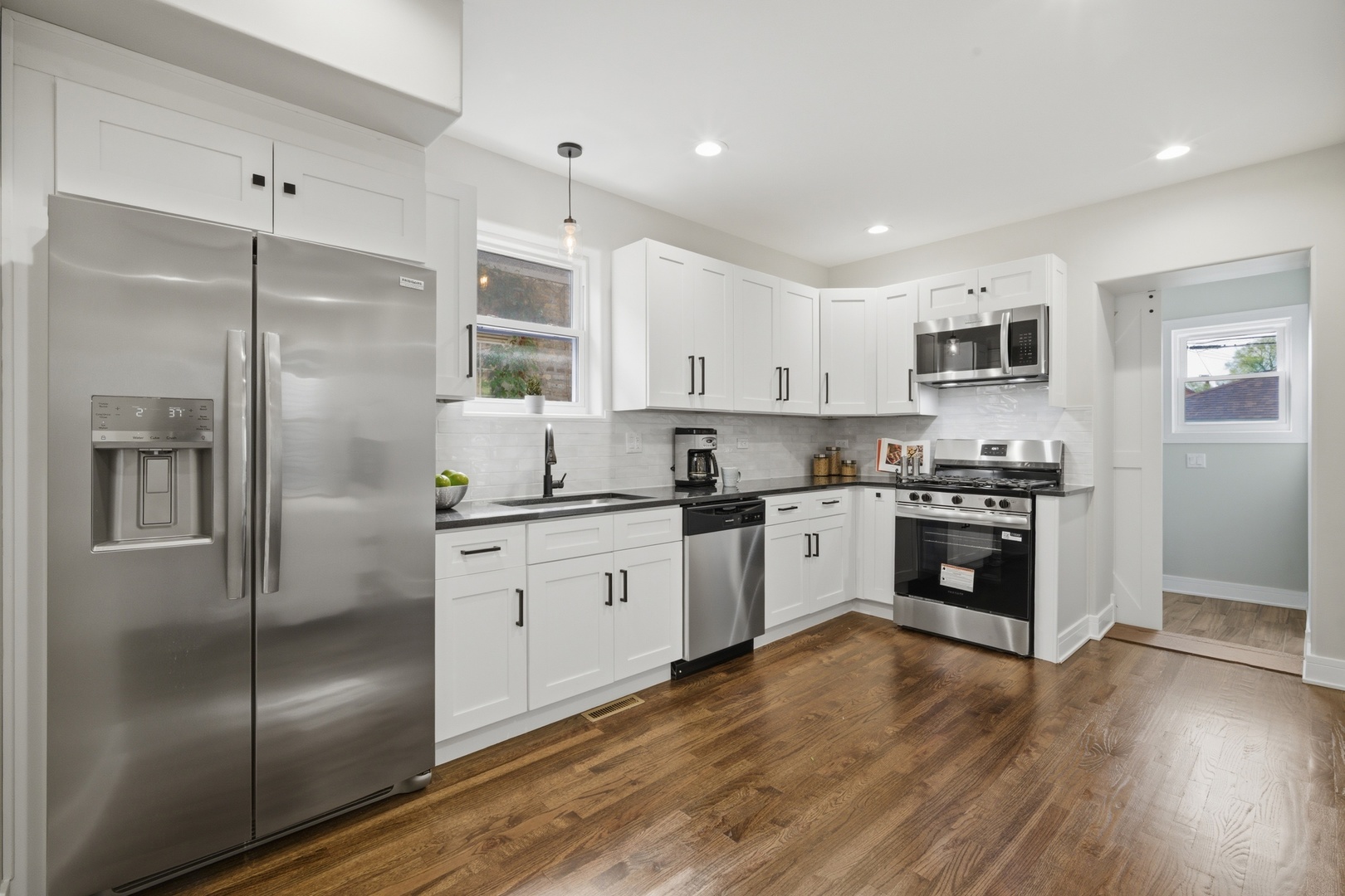 533 E 88 Place, Chicago, IL 60619