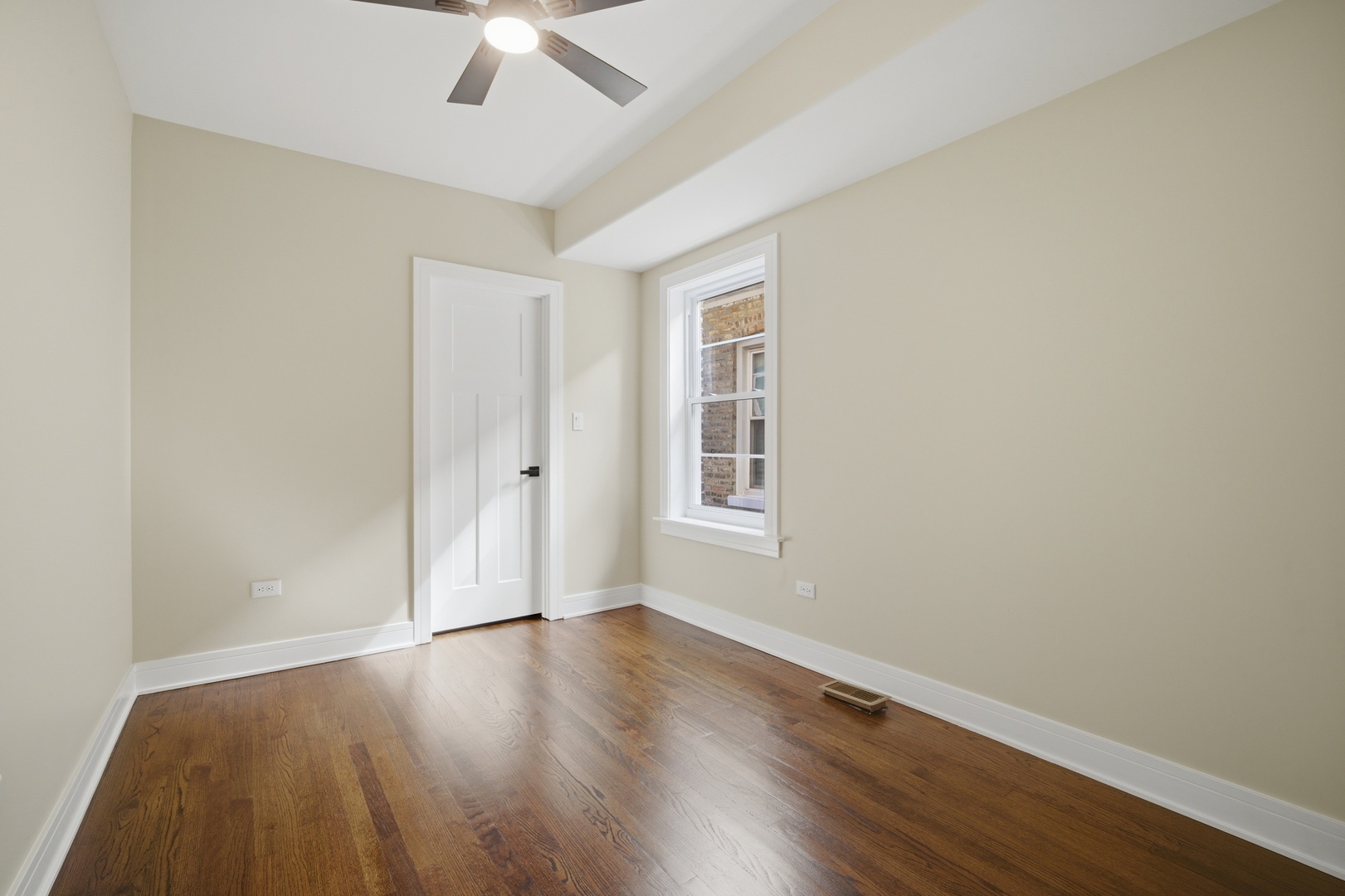 533 E 88 Place, Chicago, IL 60619