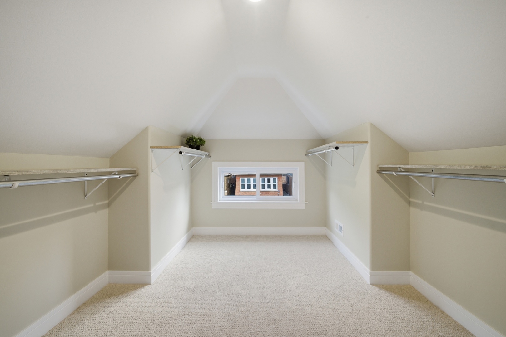 533 E 88 Place, Chicago, IL 60619