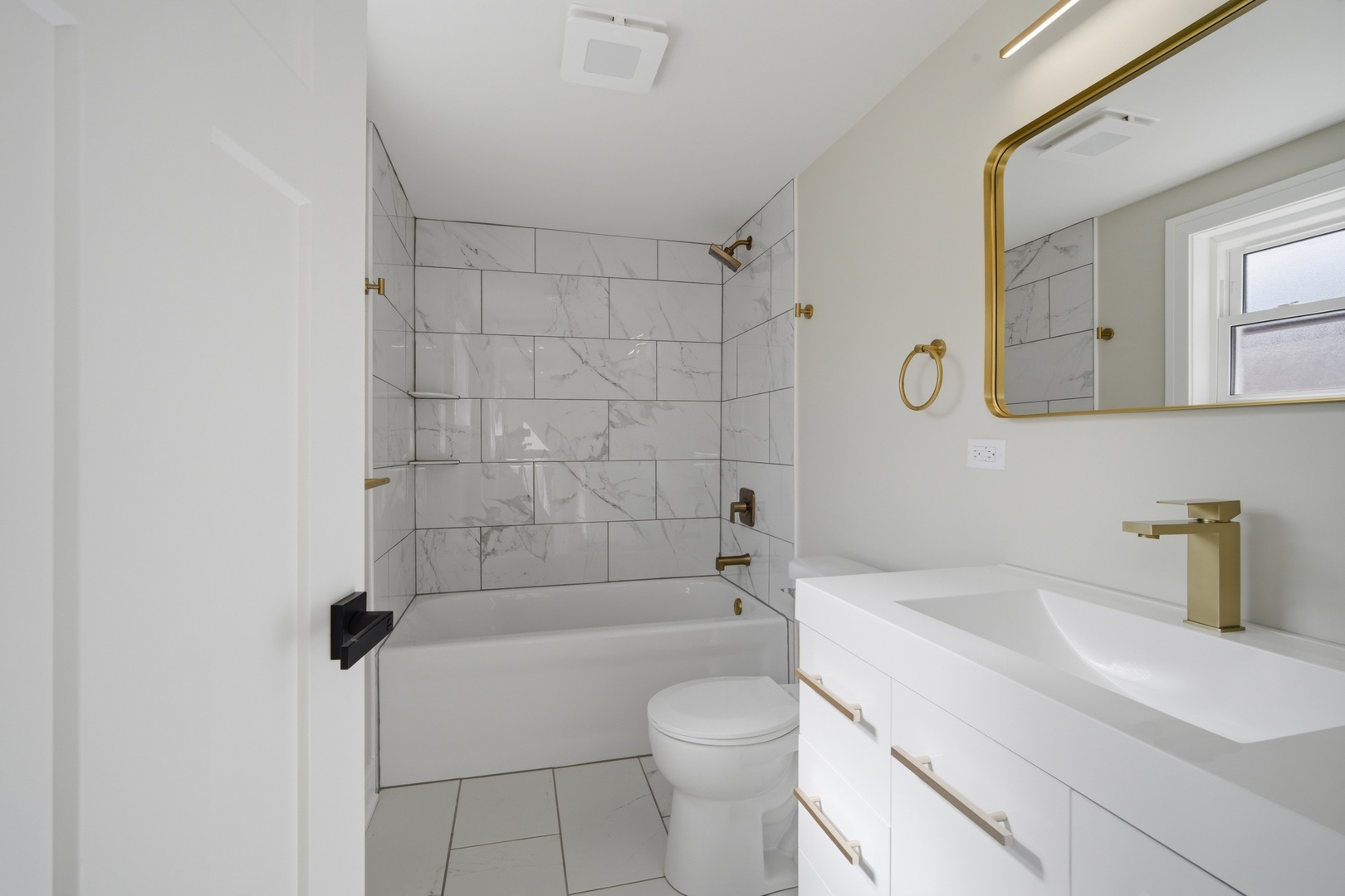 533 E 88 Place, Chicago, IL 60619