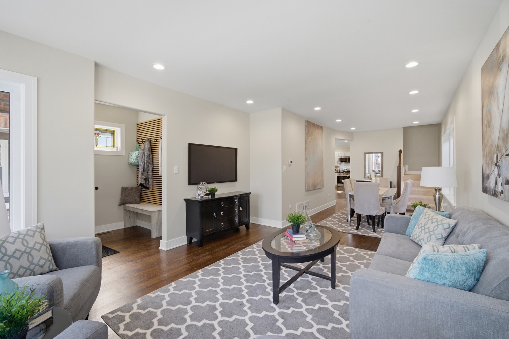533 E 88 Place, Chicago, IL 60619