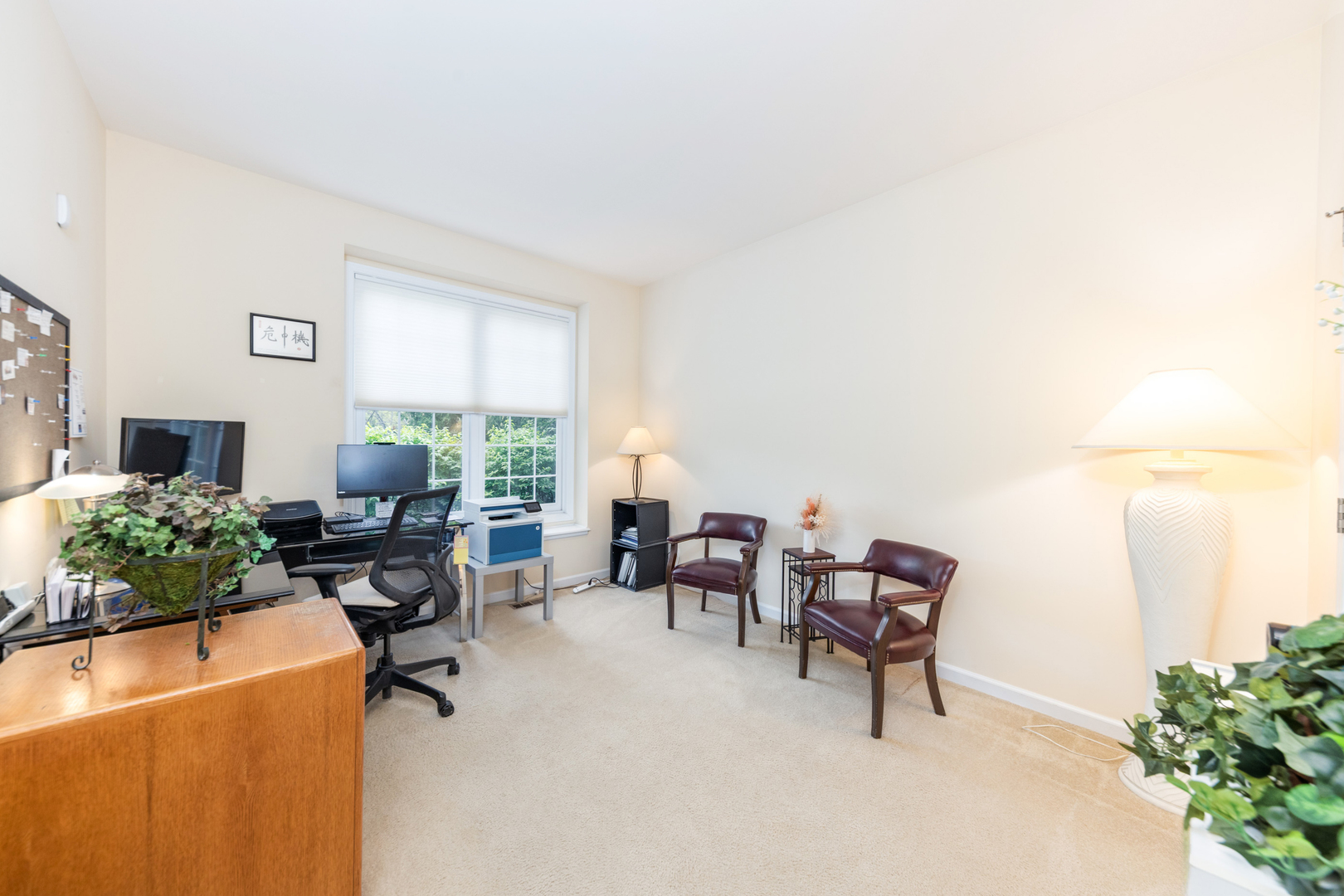 2701 W Walnut Court, Woodridge, IL 60517