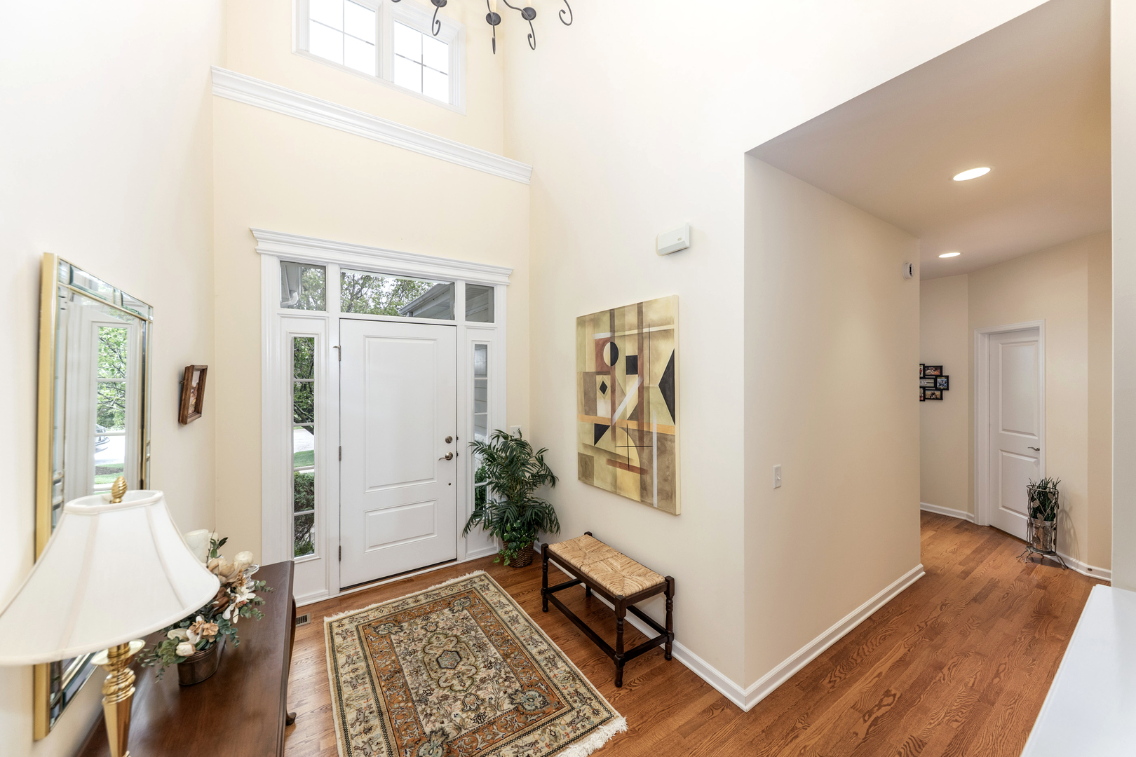 2701 W Walnut Court, Woodridge, IL 60517