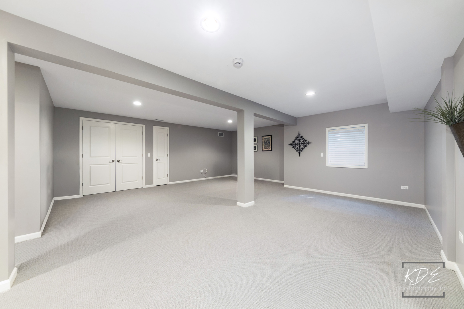 2701 W Walnut Court, Woodridge, IL 60517