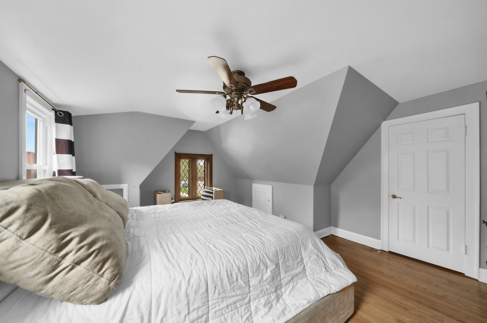 3359 N Oak Park Avenue, Chicago, IL 60634