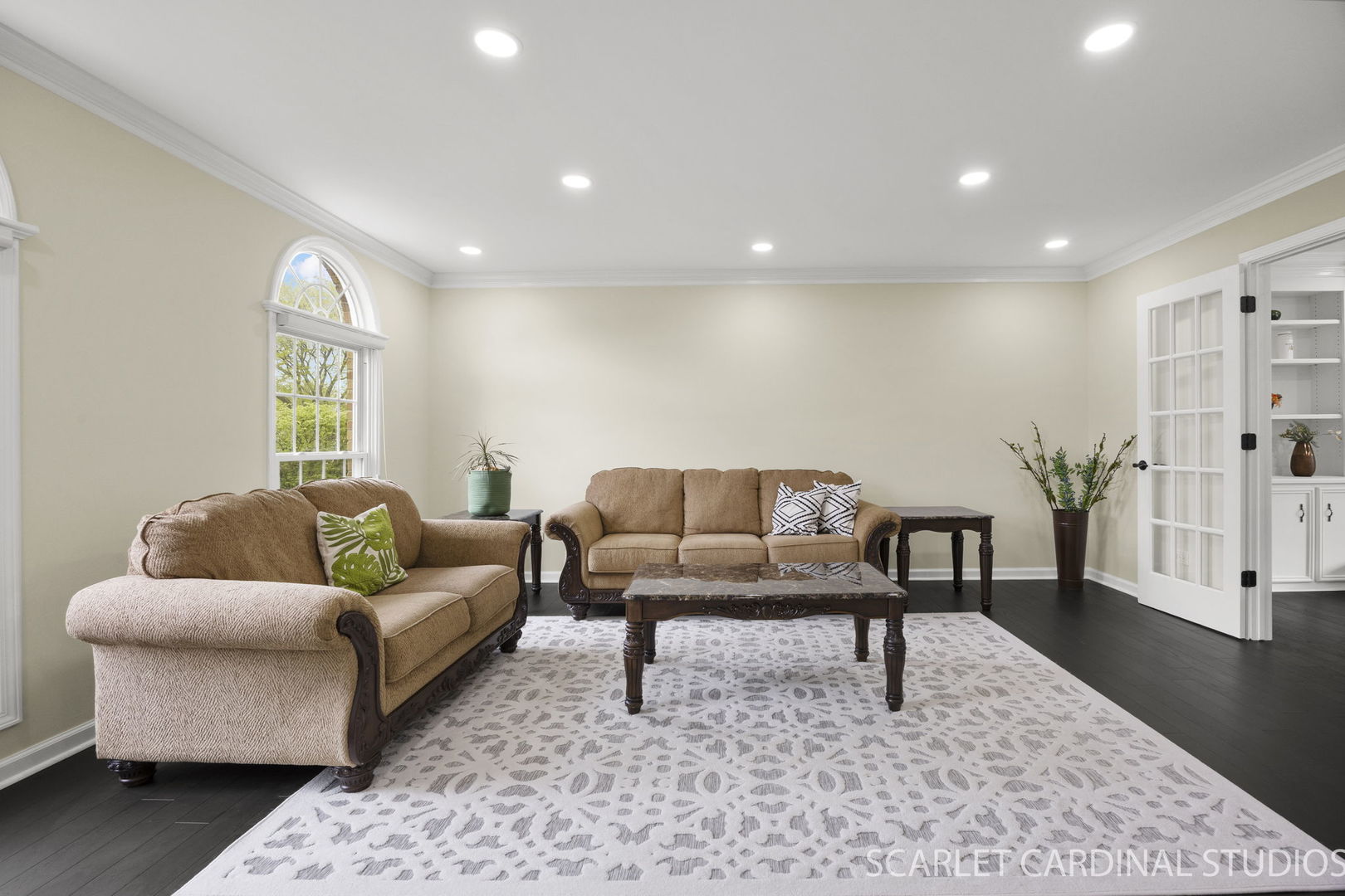 4042 Broadmoor Circle, Naperville, IL 60564