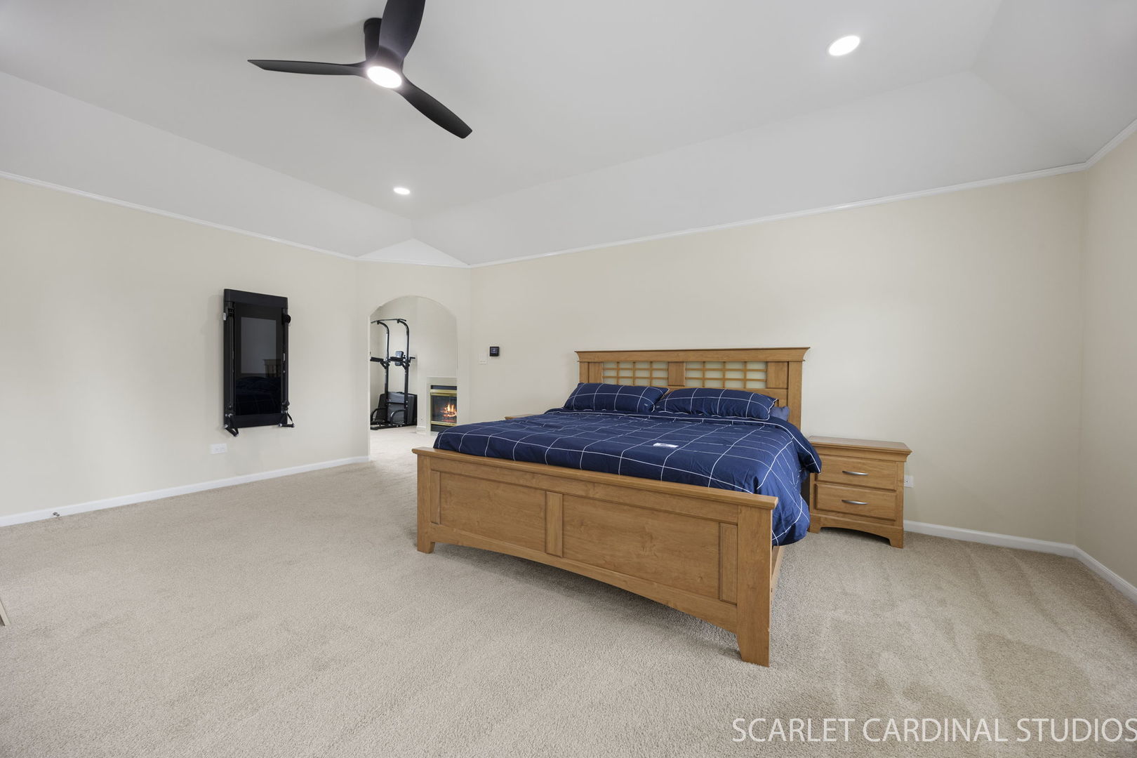 4042 Broadmoor Circle, Naperville, IL 60564