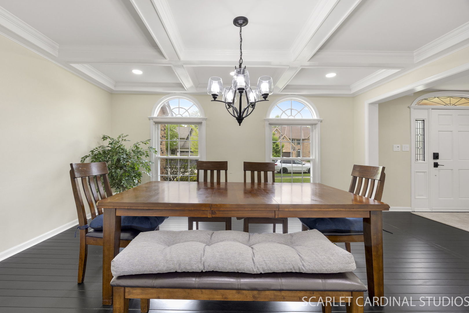 4042 Broadmoor Circle, Naperville, IL 60564