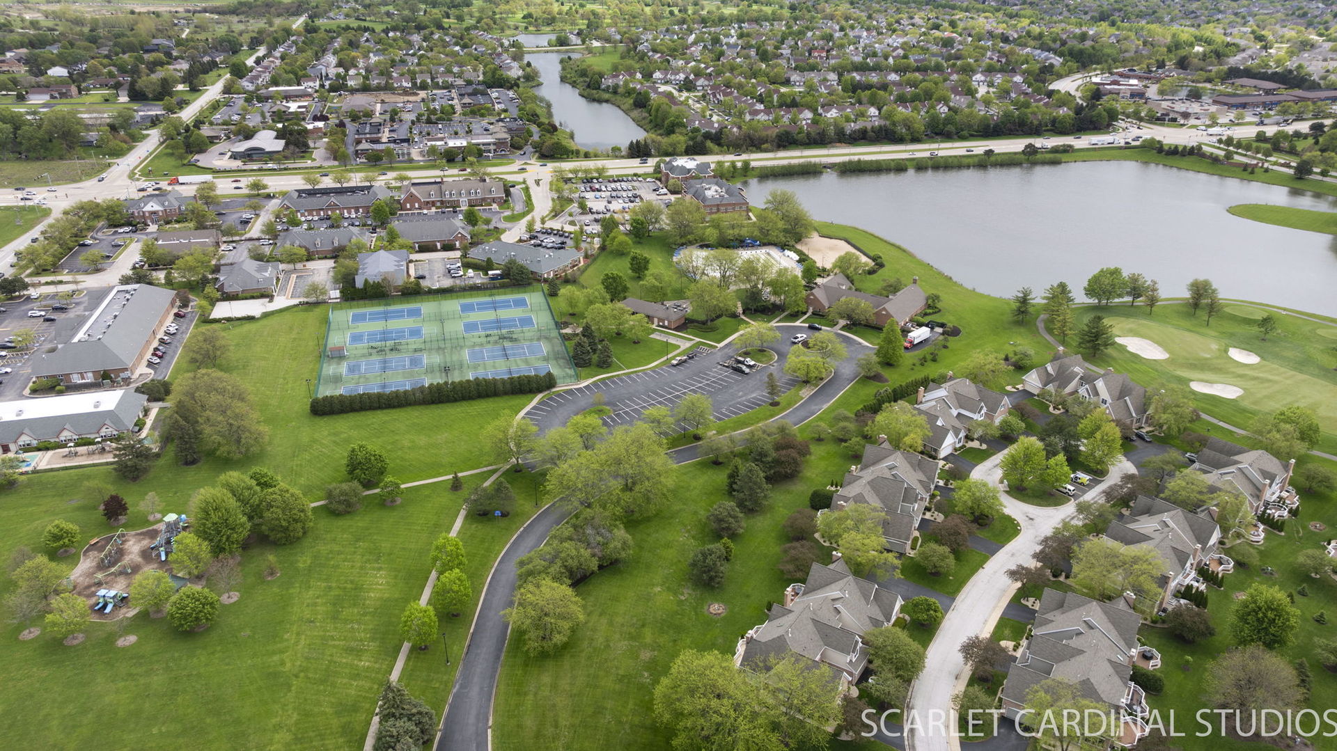 4042 Broadmoor Circle, Naperville, IL 60564