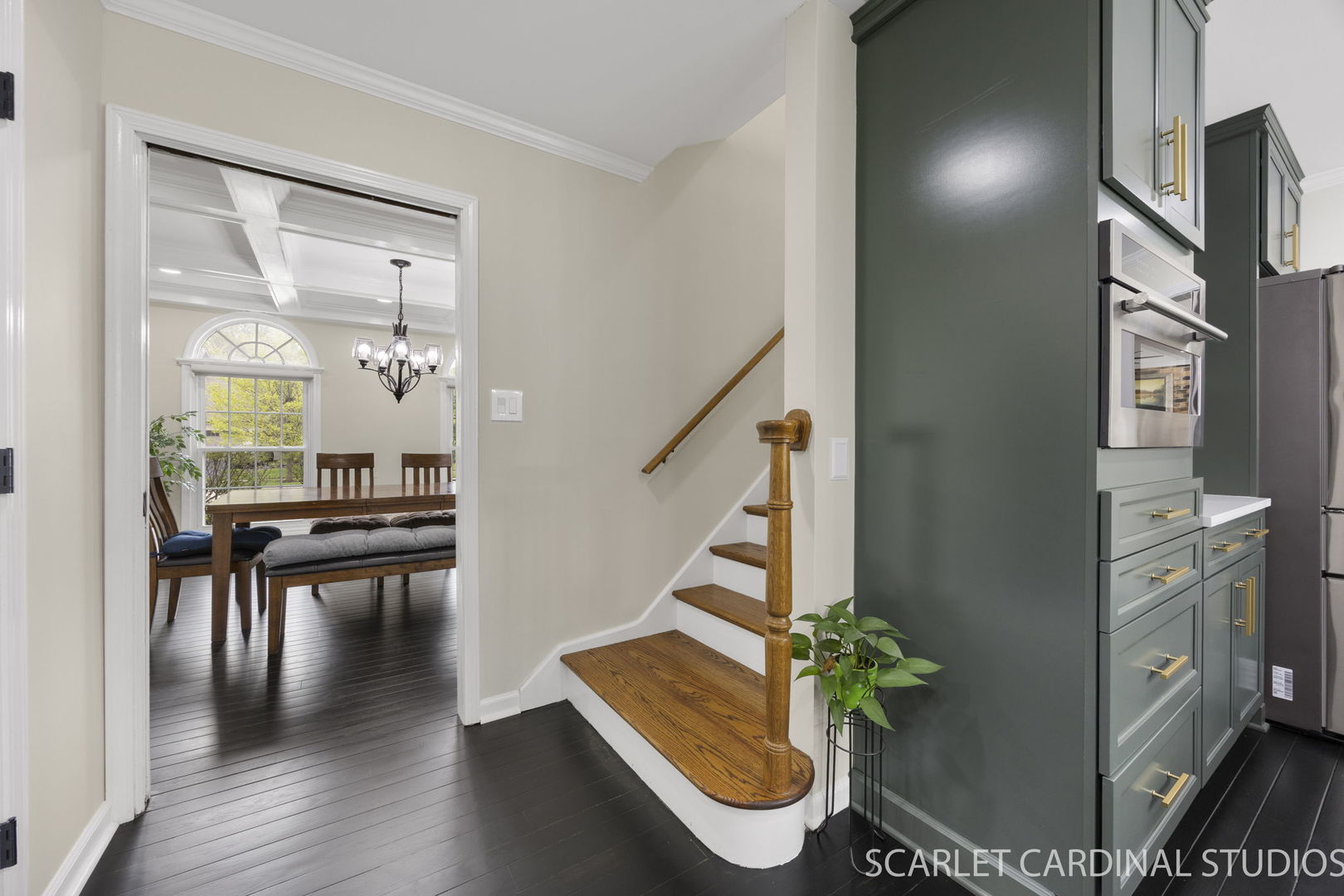 4042 Broadmoor Circle, Naperville, IL 60564