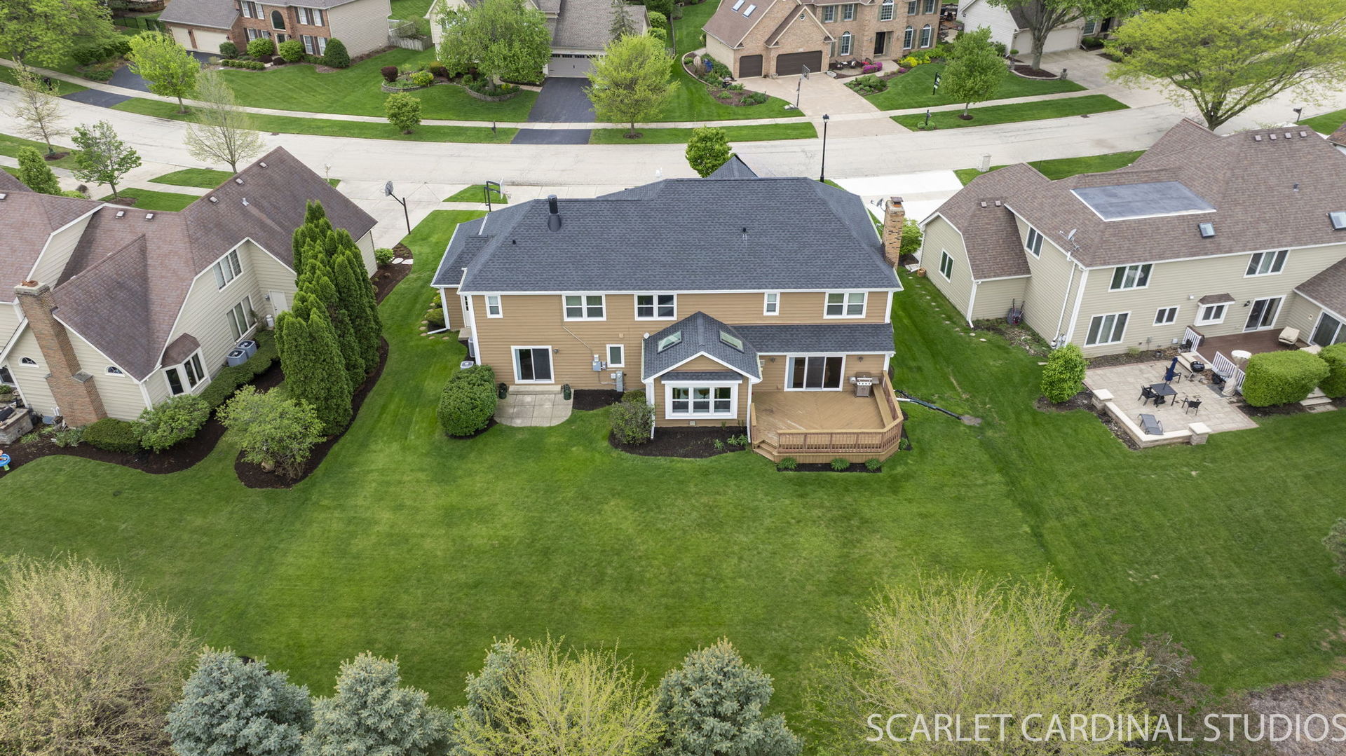 4042 Broadmoor Circle, Naperville, IL 60564
