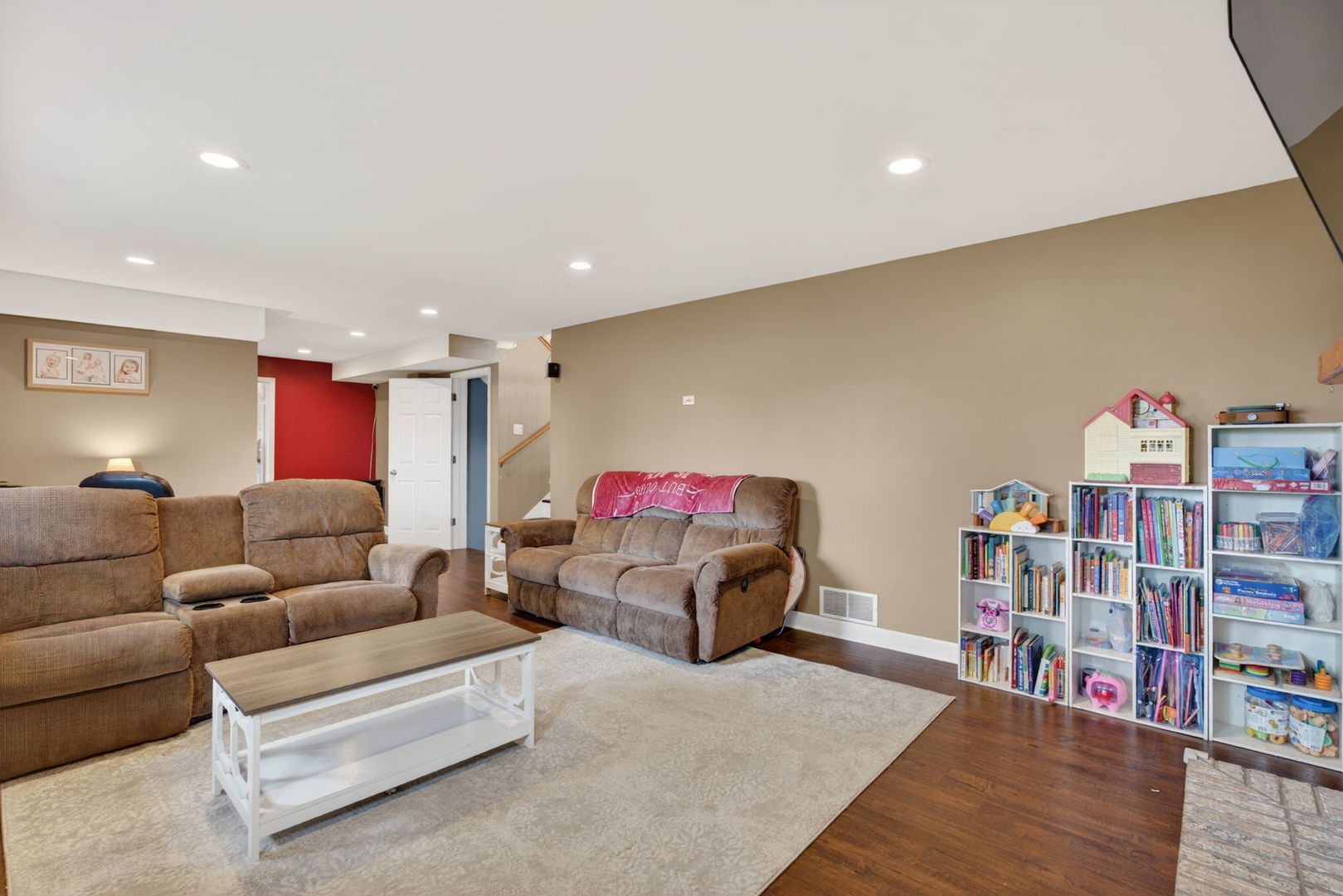 25557 S Mallard Drive, Channahon, IL 60410