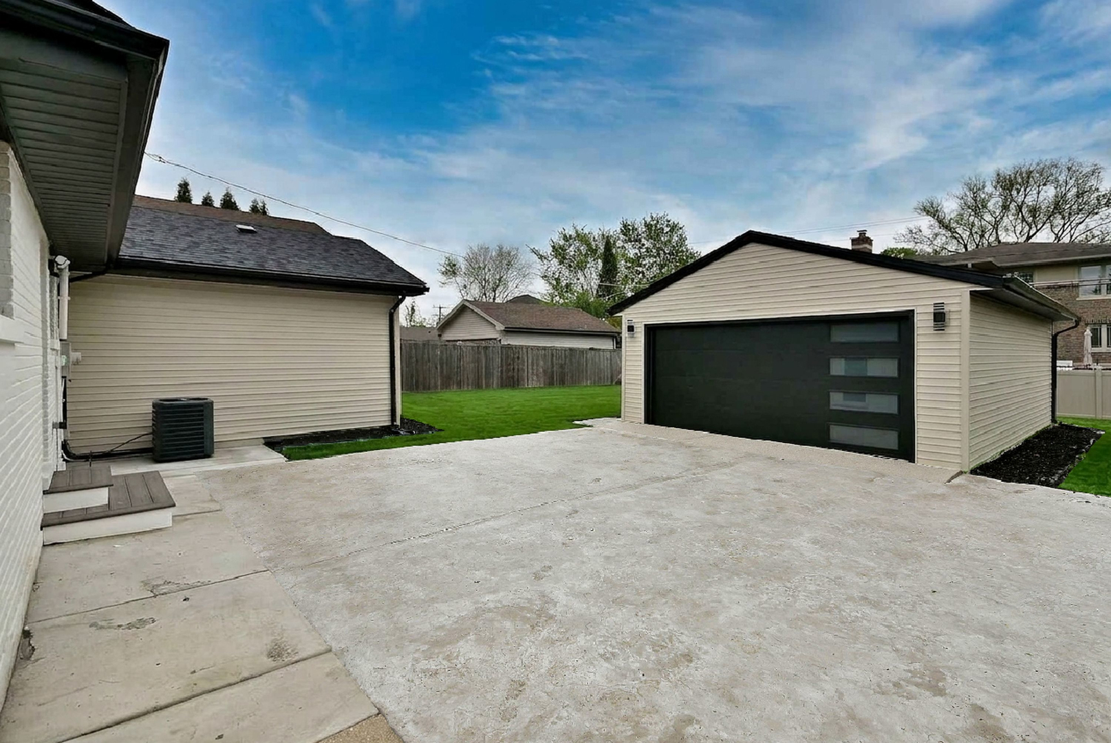 453 N West Avenue, Elmhurst, IL 60126