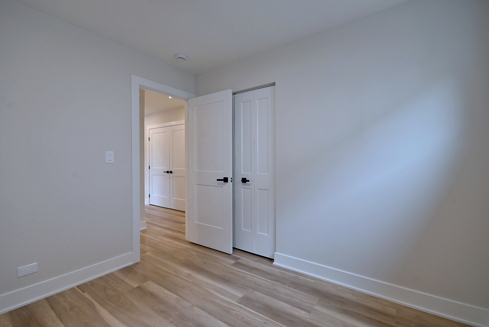 453 N West Avenue, Elmhurst, IL 60126