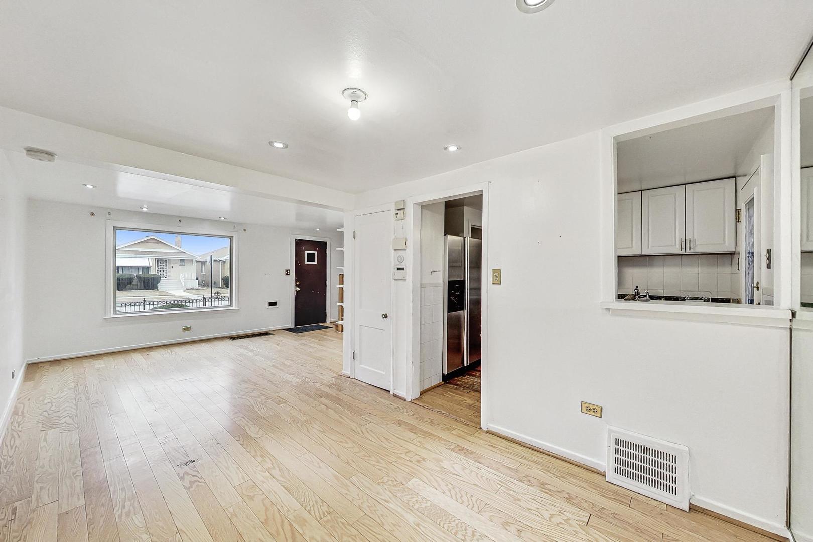 2123 W 83rd Street, Chicago, IL 60620