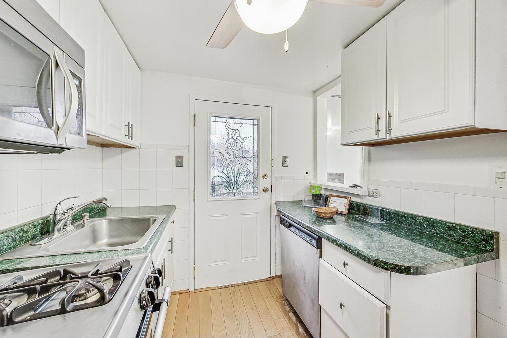 2123 W 83rd Street, Chicago, IL 60620