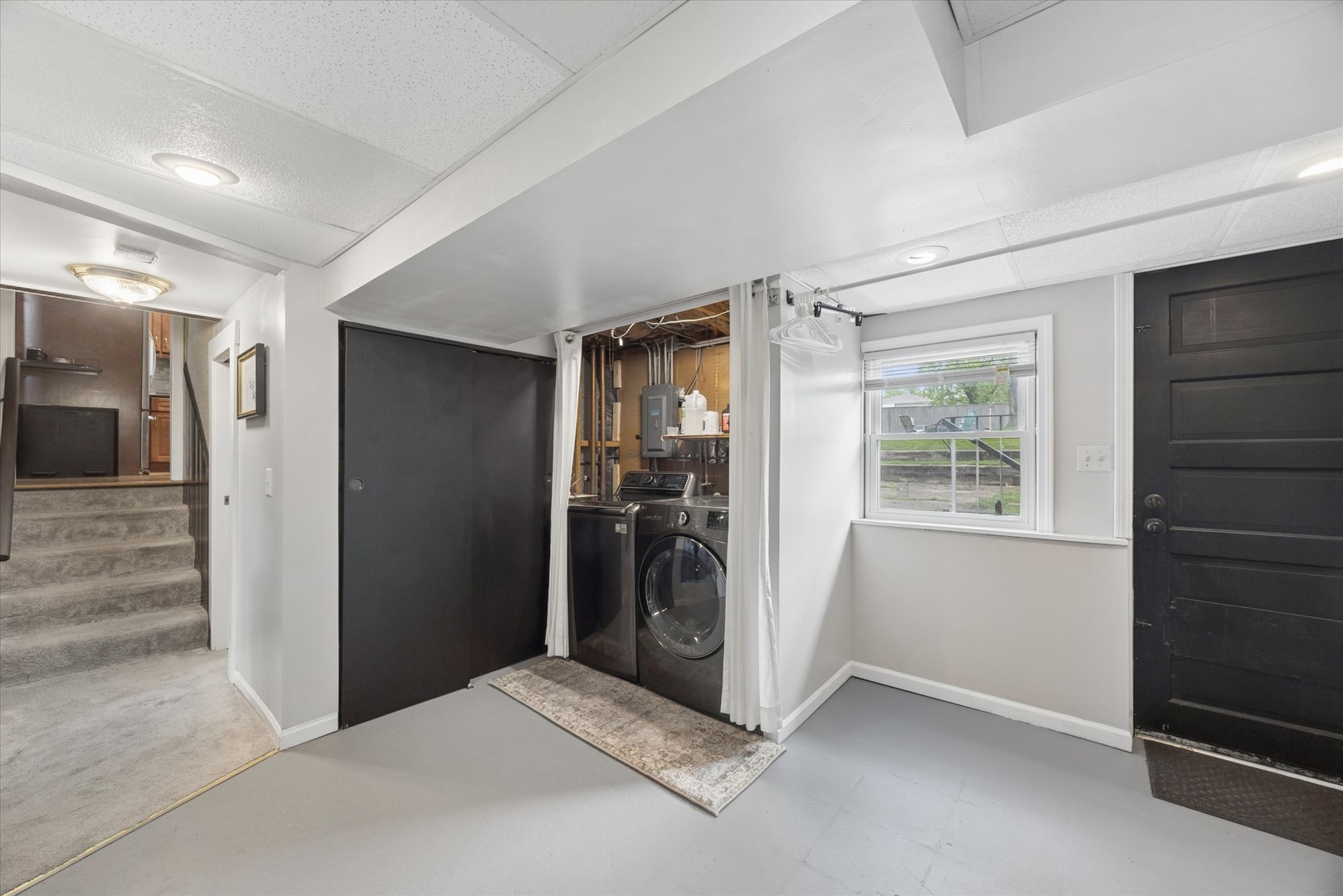 5923 Brookbank Road, Downers Grove, IL 60516