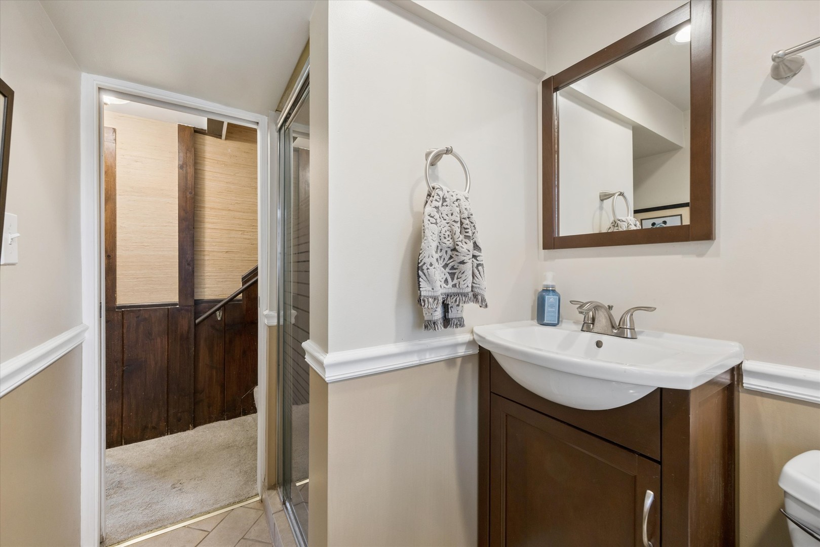 5923 Brookbank Road, Downers Grove, IL 60516