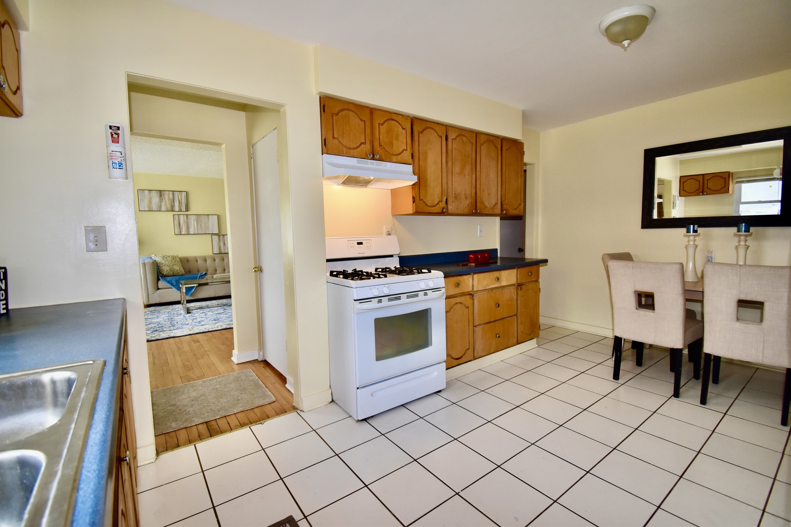 1645 Jackson Street, North Chicago, IL 60064