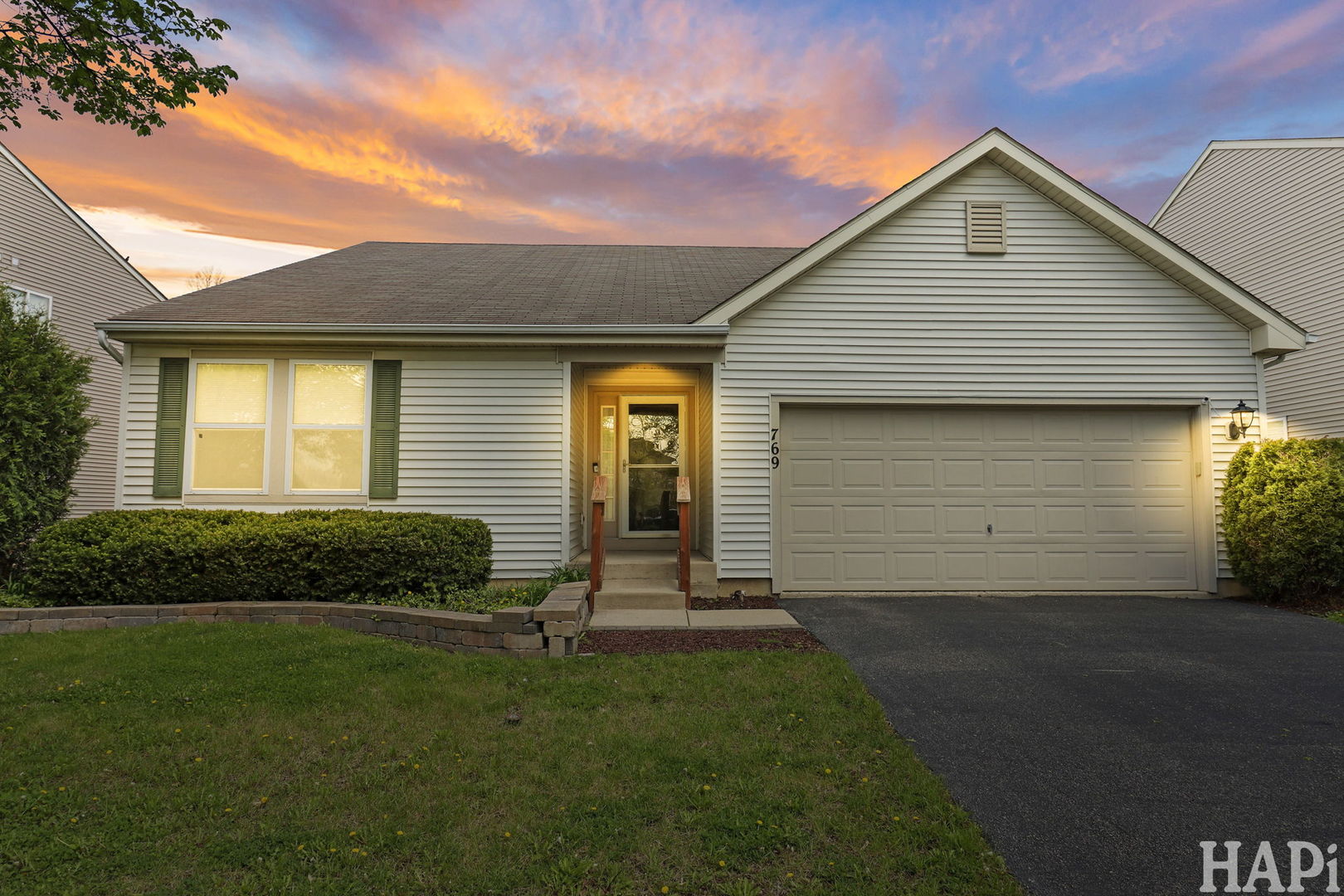 769 Beethoven Street, Volo, IL 60073