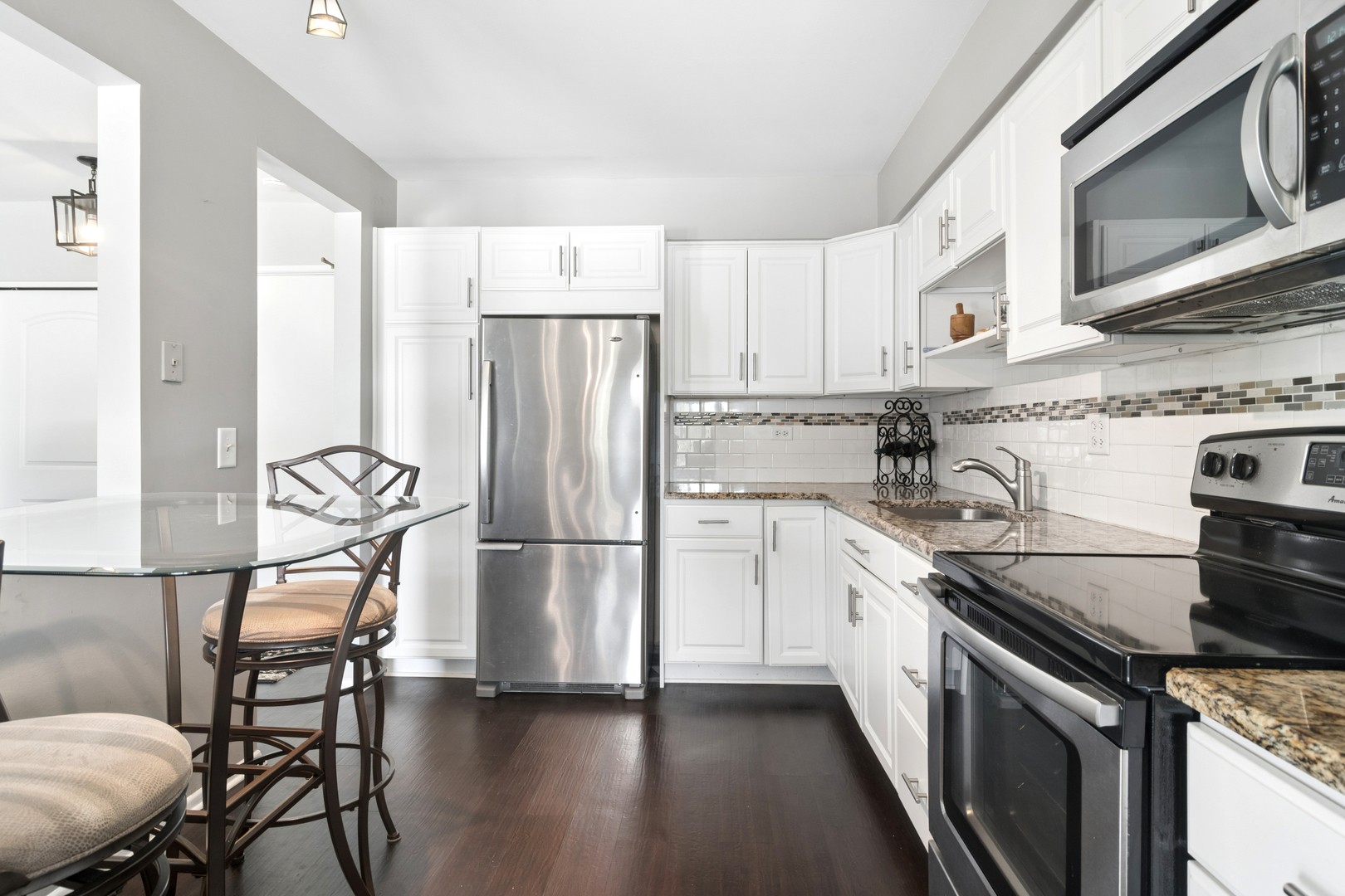 2407 E Olive Street #2F, Arlington Heights, IL 60004