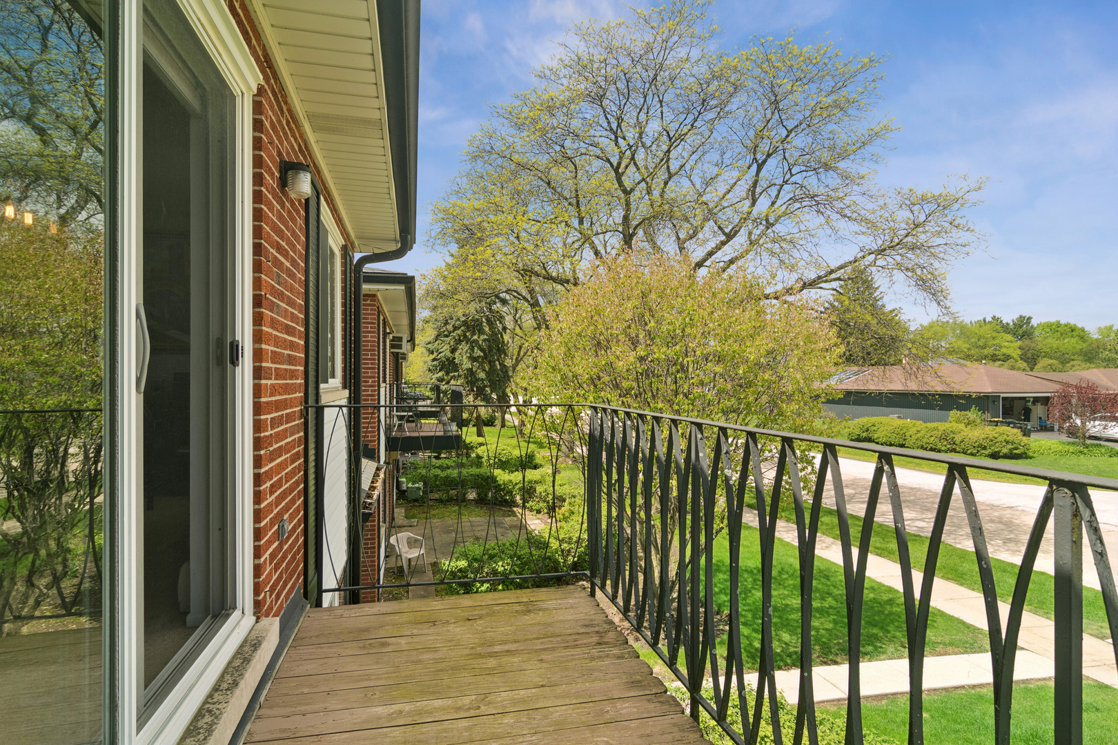 2407 E Olive Street #2F, Arlington Heights, IL 60004