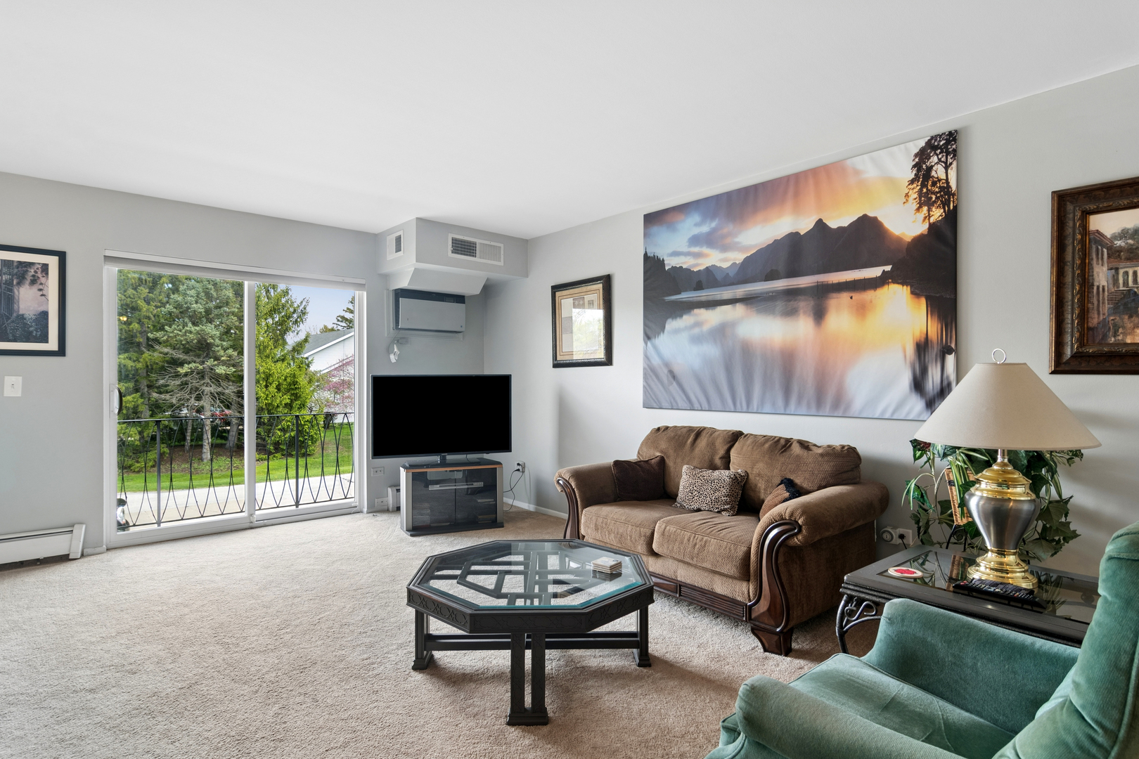 2407 E Olive Street #2F, Arlington Heights, IL 60004