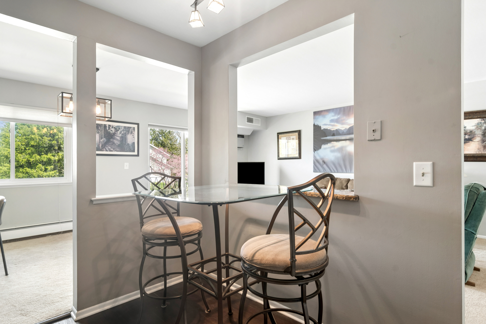 2407 E Olive Street #2F, Arlington Heights, IL 60004