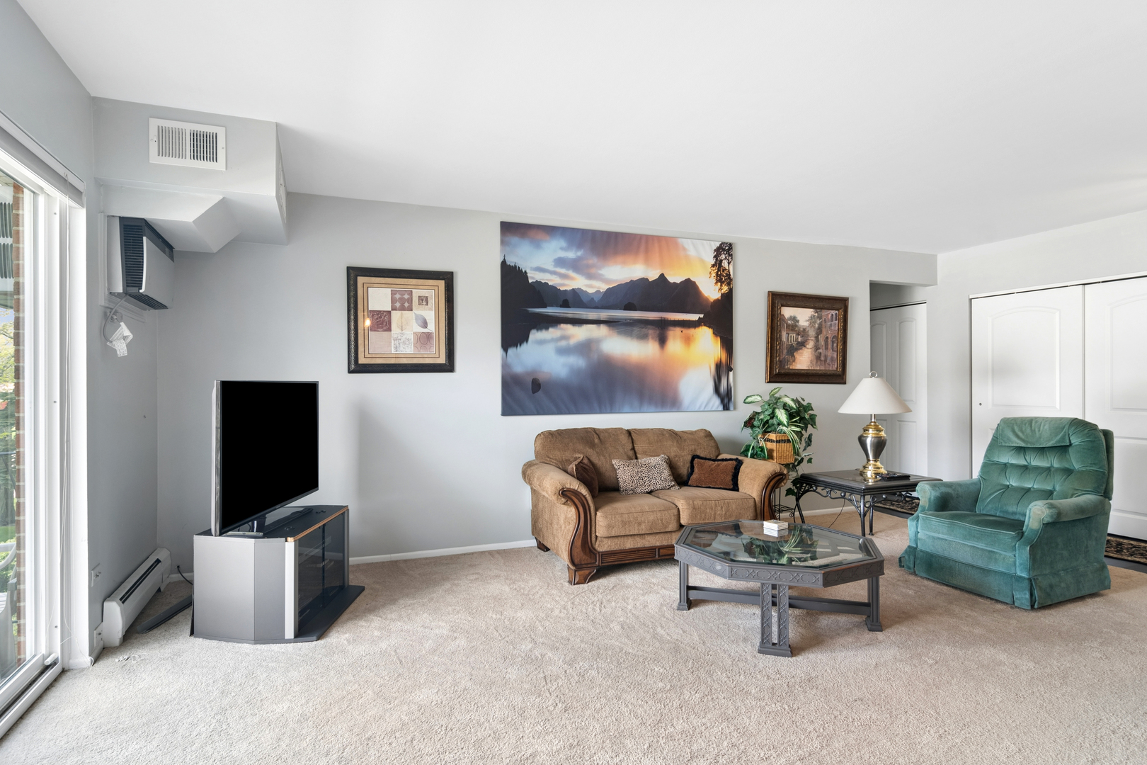 2407 E Olive Street #2F, Arlington Heights, IL 60004