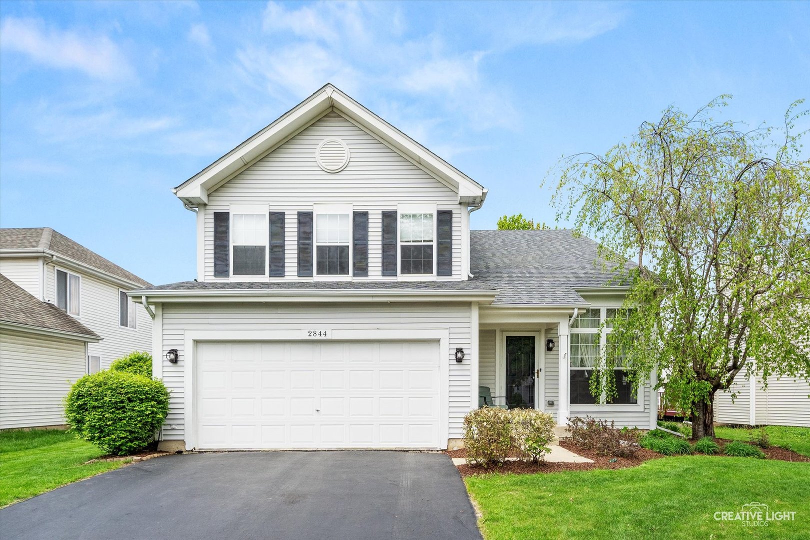 2844 Bluewater Circle, Naperville, IL 60564