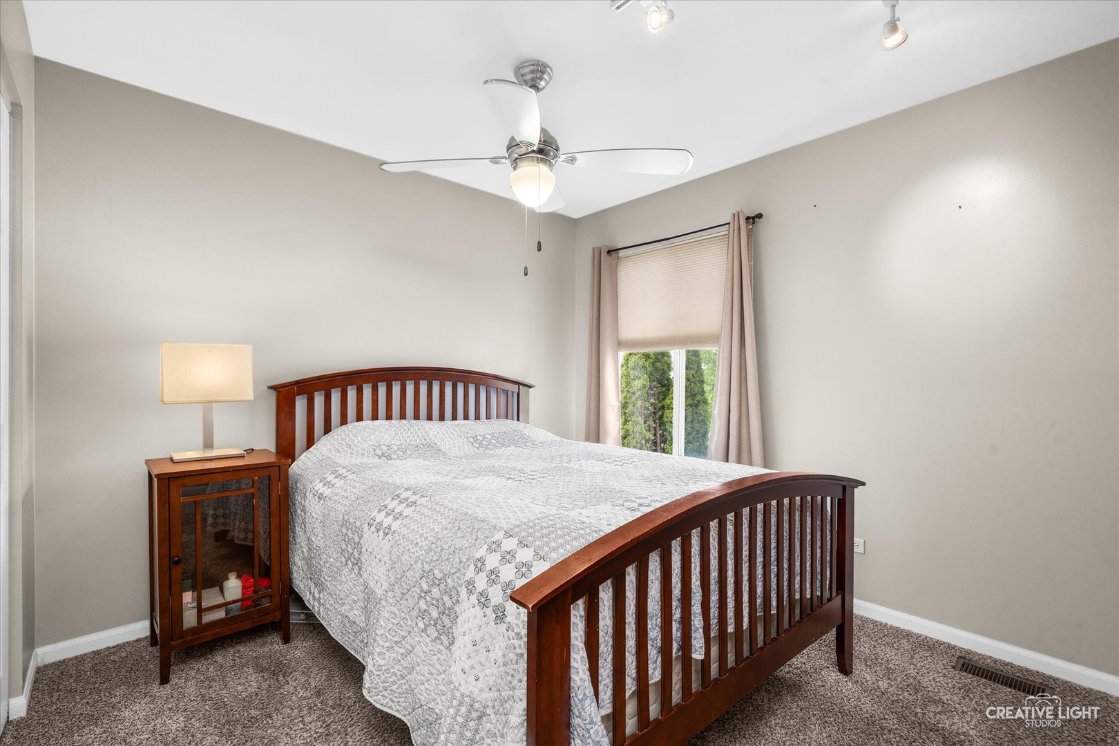 2844 Bluewater Circle, Naperville, IL 60564