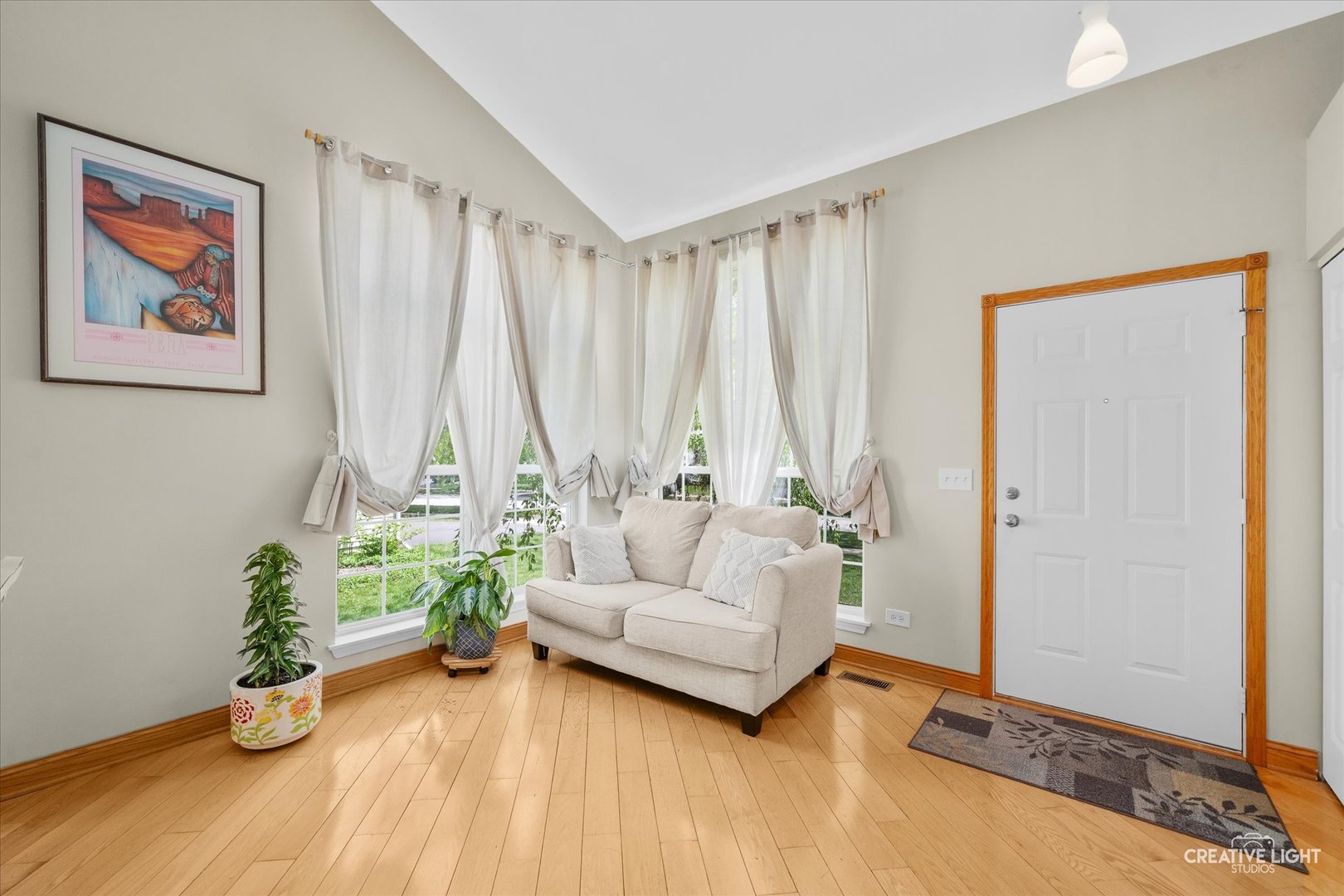 2844 Bluewater Circle, Naperville, IL 60564