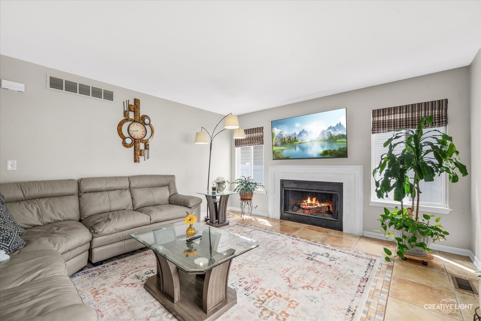 2844 Bluewater Circle, Naperville, IL 60564