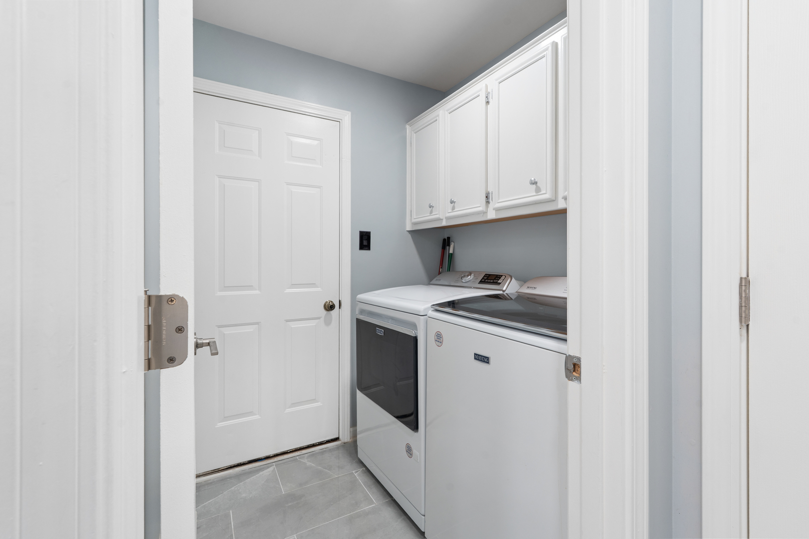 8592 Tullamore Drive, Tinley Park, IL 60487