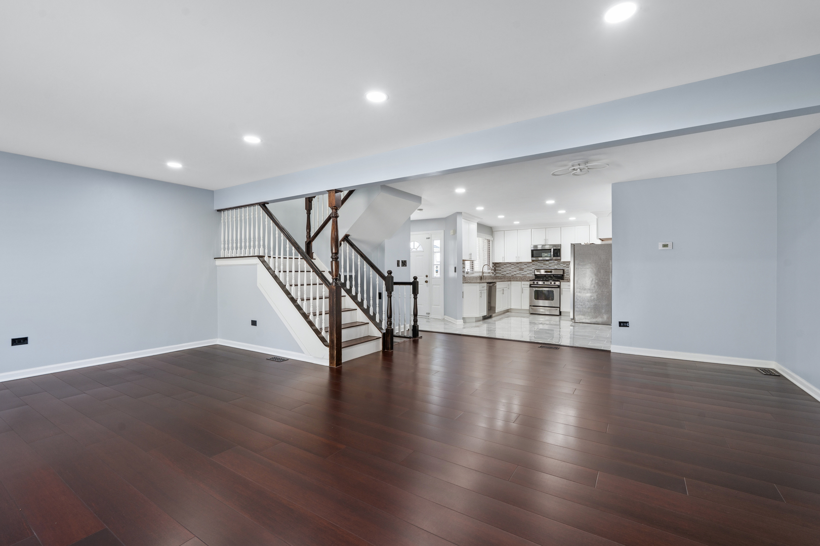 8592 Tullamore Drive, Tinley Park, IL 60487