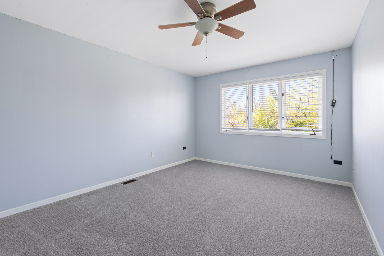 8592 Tullamore Drive, Tinley Park, IL 60487