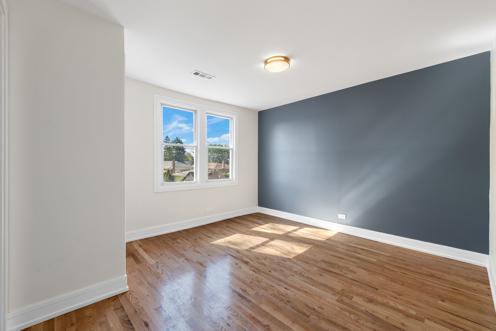 8742 S Washtenaw Avenue, Evergreen Park, IL 60805