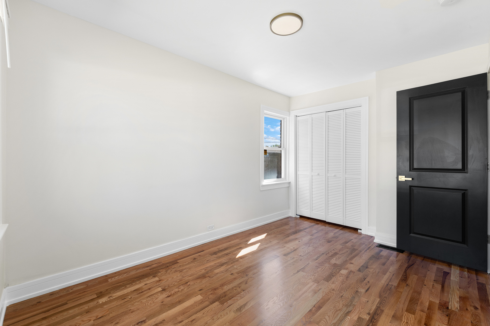 8742 S Washtenaw Avenue, Evergreen Park, IL 60805
