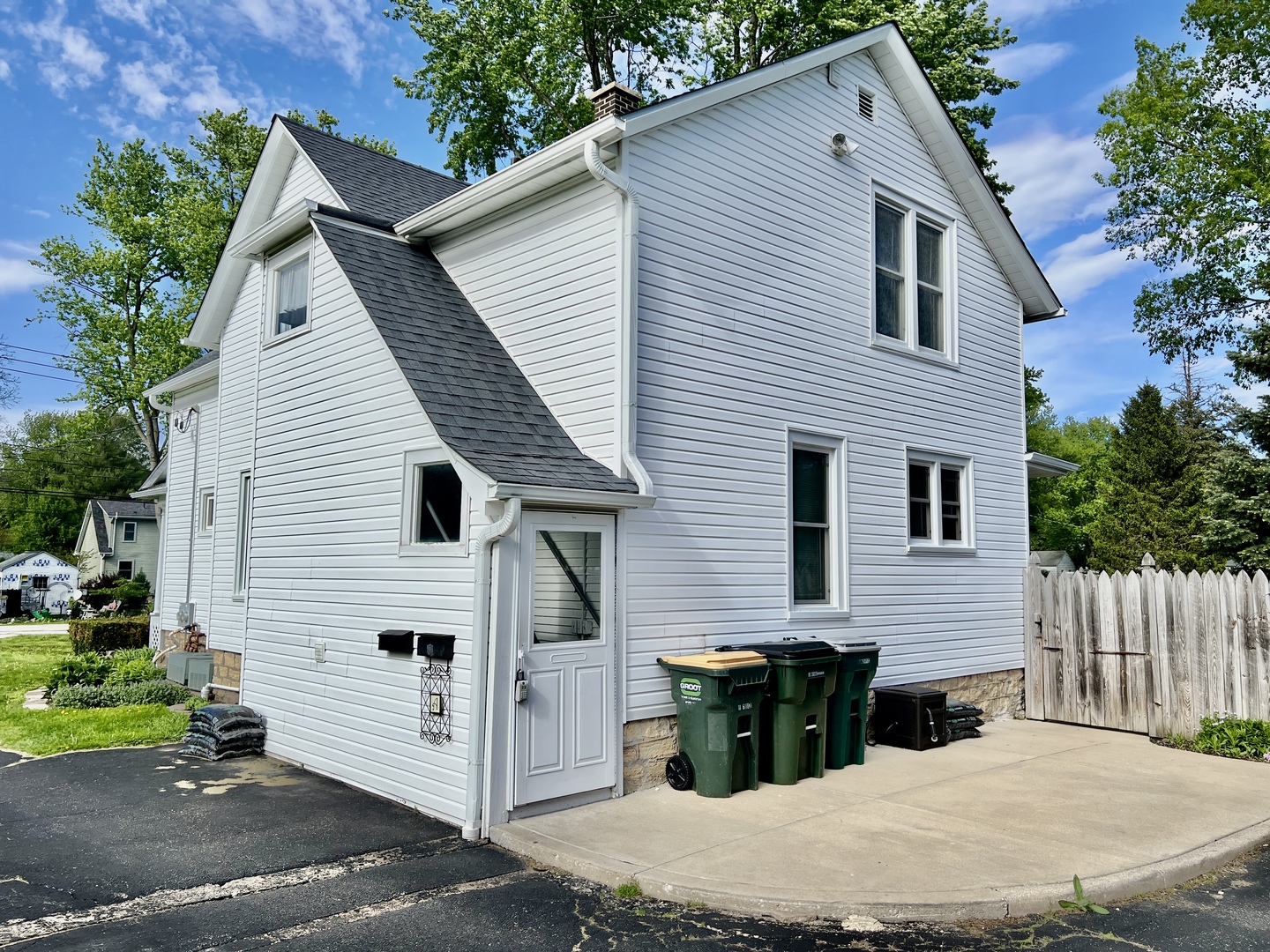830 Garfield Avenue #UP, Batavia, IL 60510