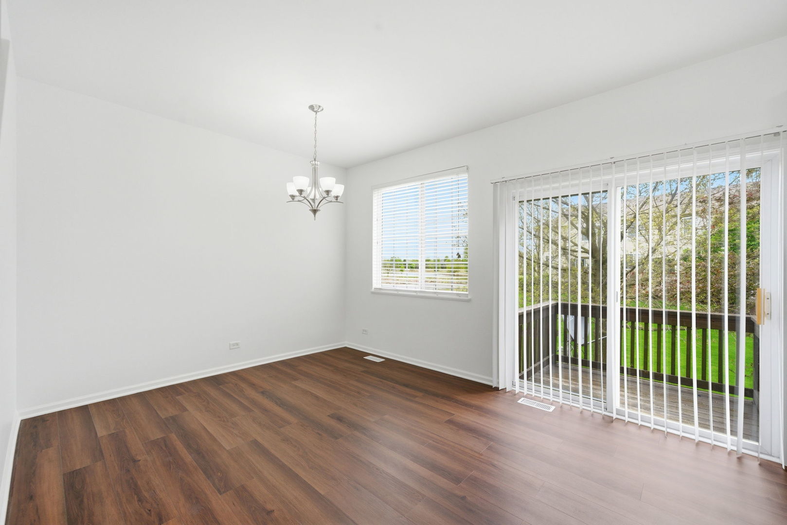 1854 Fredericksburg Lane, Aurora, IL 60503