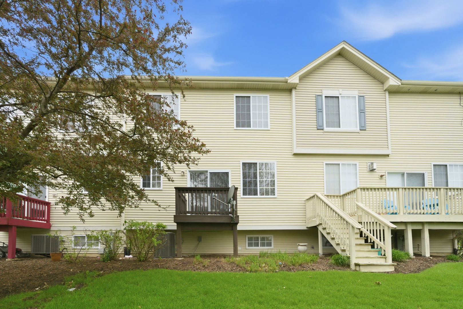 1854 Fredericksburg Lane, Aurora, IL 60503