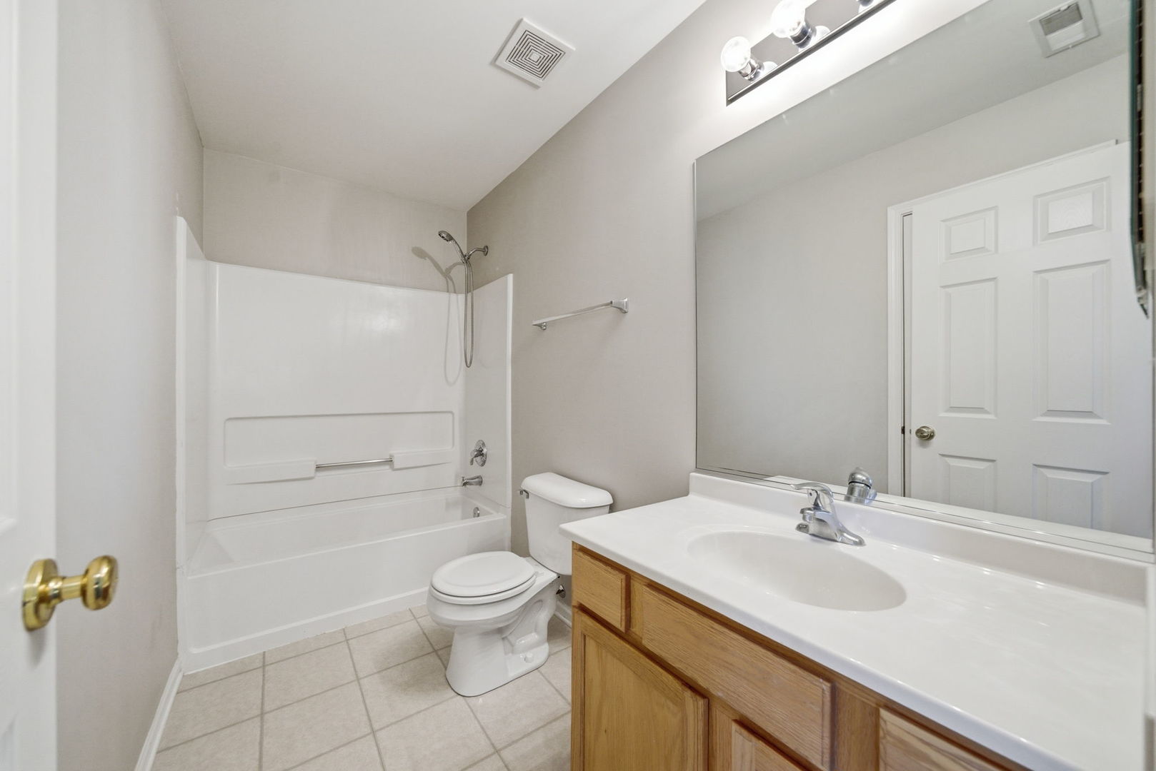 1854 Fredericksburg Lane, Aurora, IL 60503